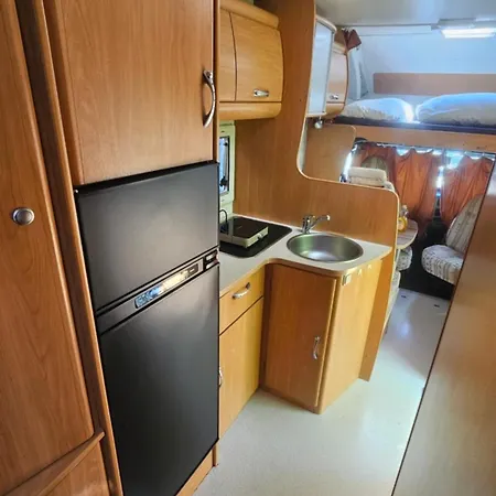 Campsite Evasion Cosy En Camping-car